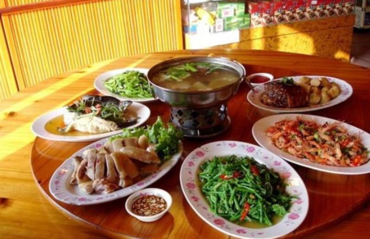 名竹旅社 Minzu Hotel ลู่กู่ ภายนอก รูปภาพ